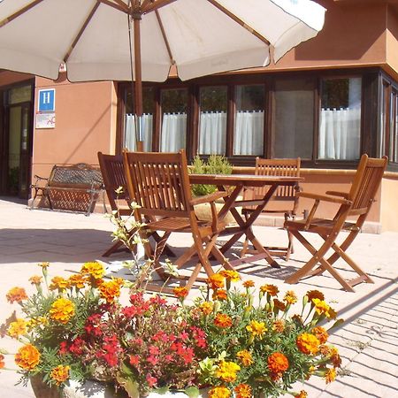 Hotel Valdevecar Albarracin Luaran gambar