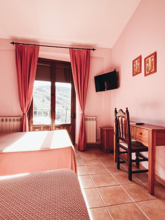 Hotel Valdevecar Albarracin Luaran gambar