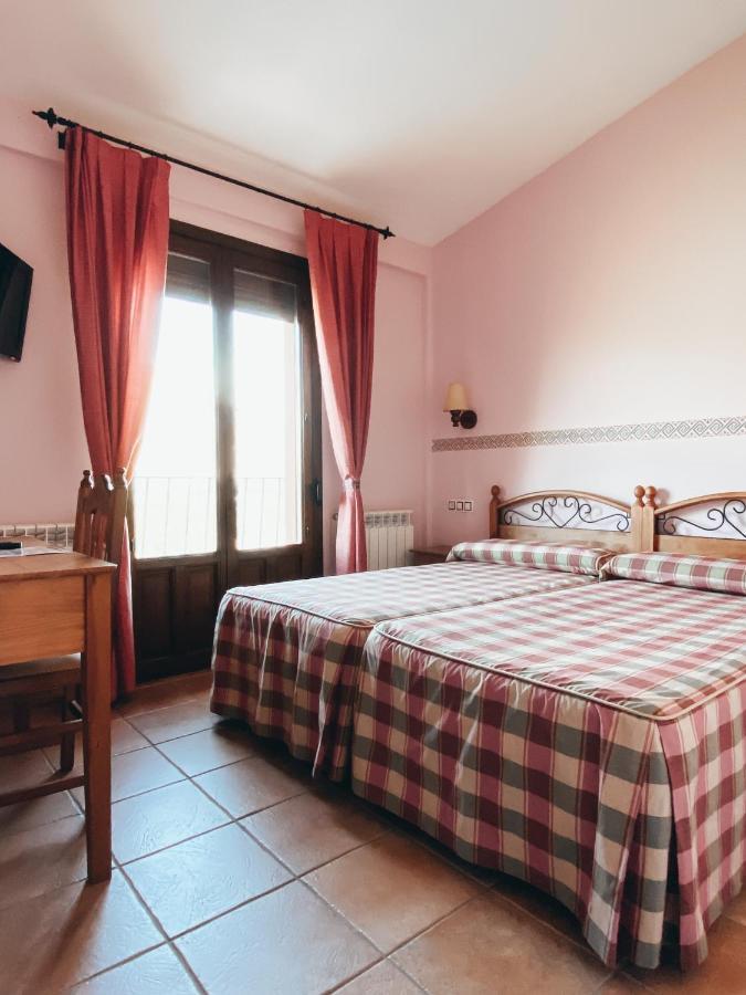 Hotel Valdevecar Albarracin Luaran gambar